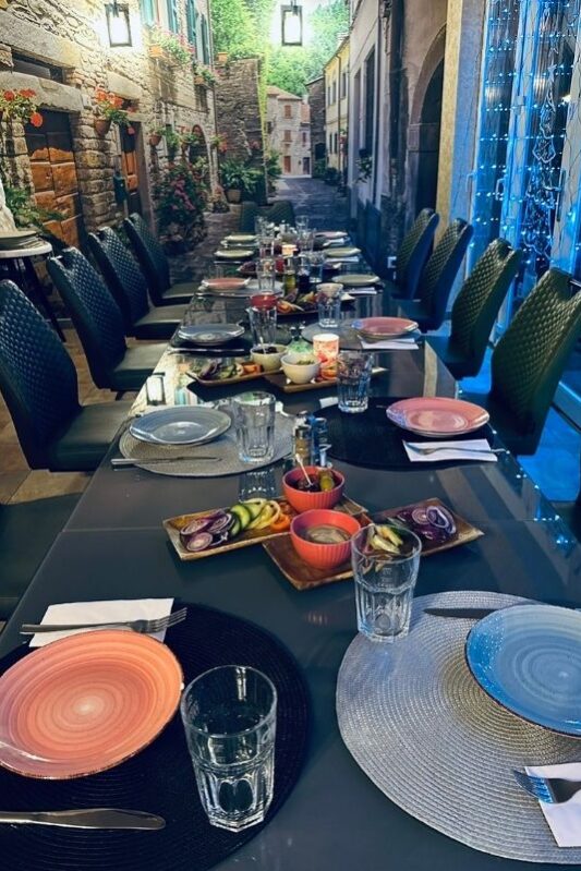 Serpenyős Bisztró Mediterrán étterem Dunakeszi